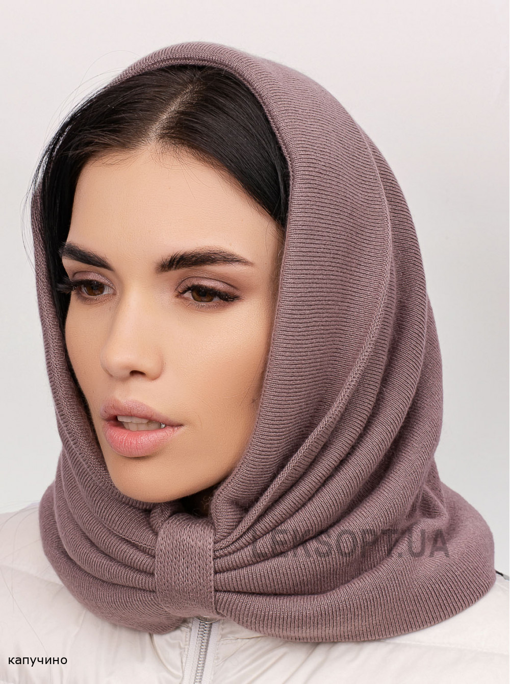 Жіночий капор Хобі