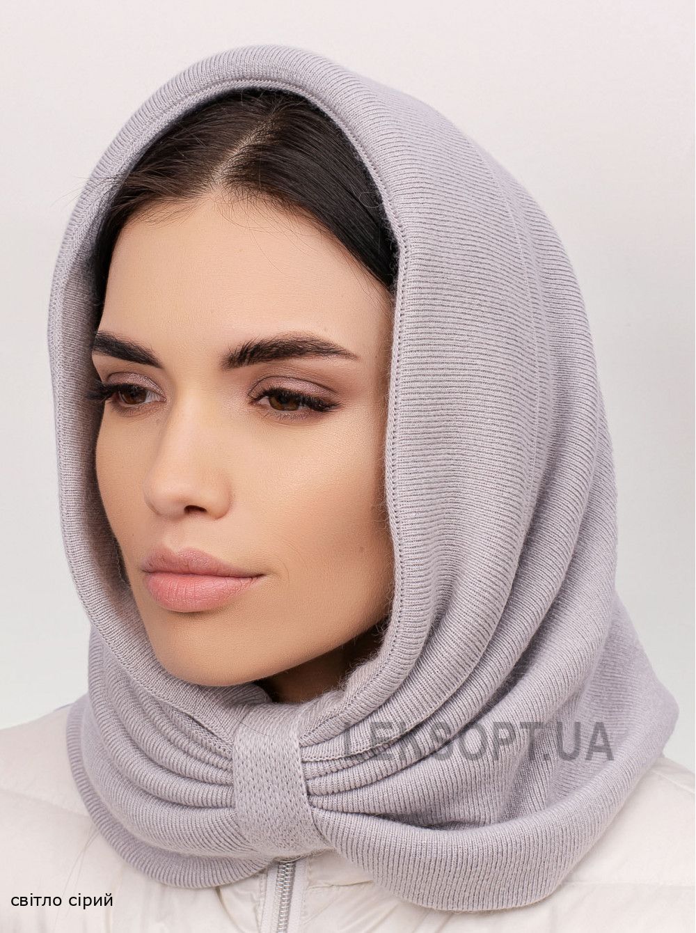 Жіночий капор Хобі